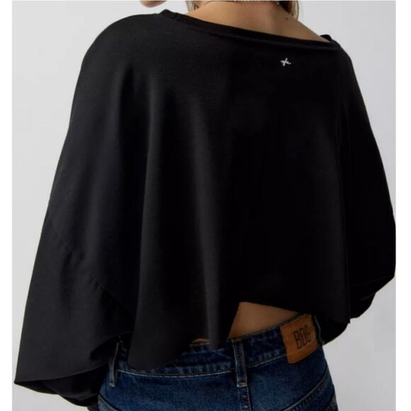 Out From Under Addison Cozy Cropped Tee URBAN OUTFITTERS - Picture 3 of 14